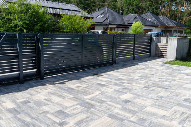 Best Interlocking Driveway Pavers  in Lawtey, FL